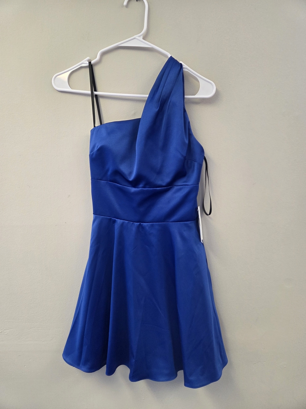 One-Shoulder Royal Blue Party Dress